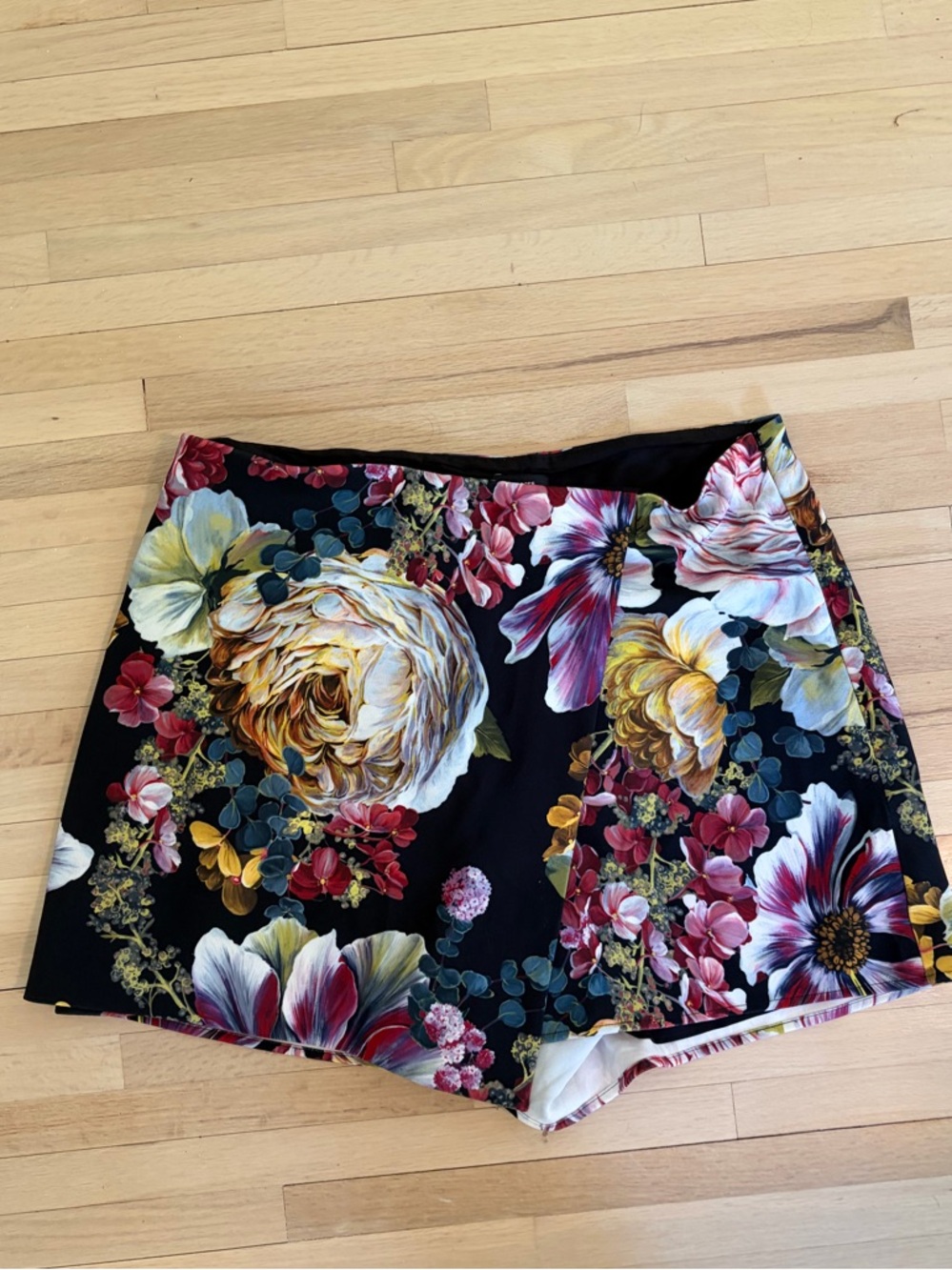 Express Black Floral Women's Skort Shorts